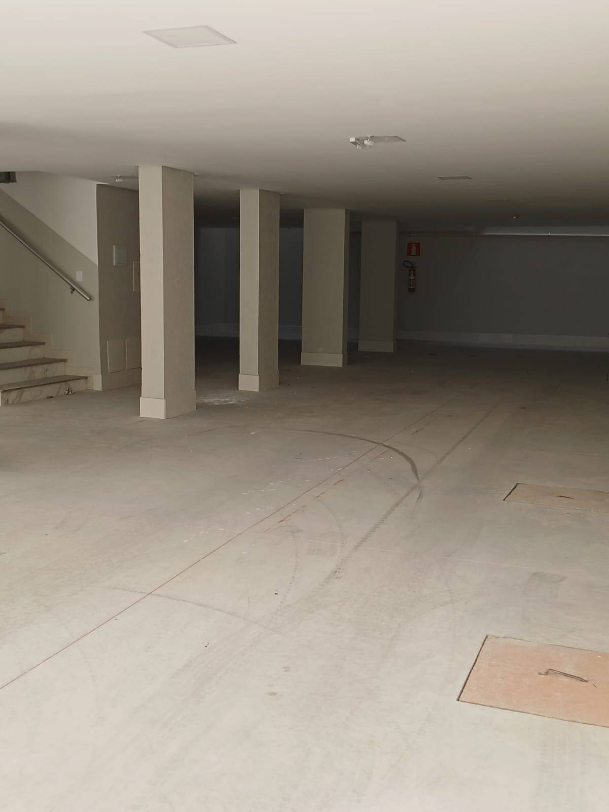 Alugo apto no 3º andar com cobertura