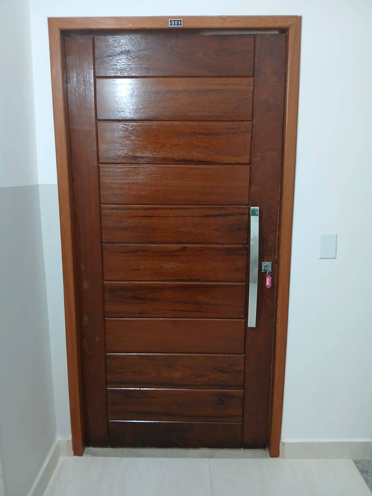 Alugo apto no 3º andar com cobertura