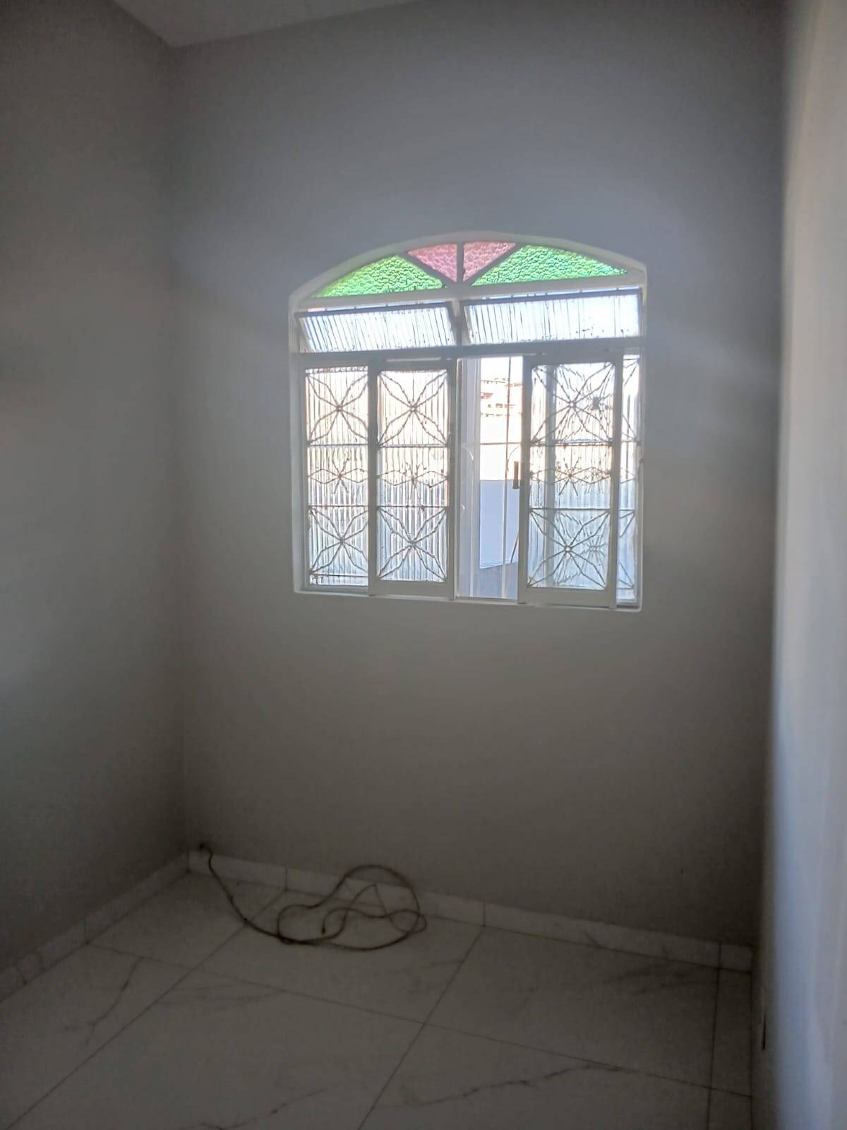 ALUGO OTIMA CASA RESIDENCIALCRECI 42187