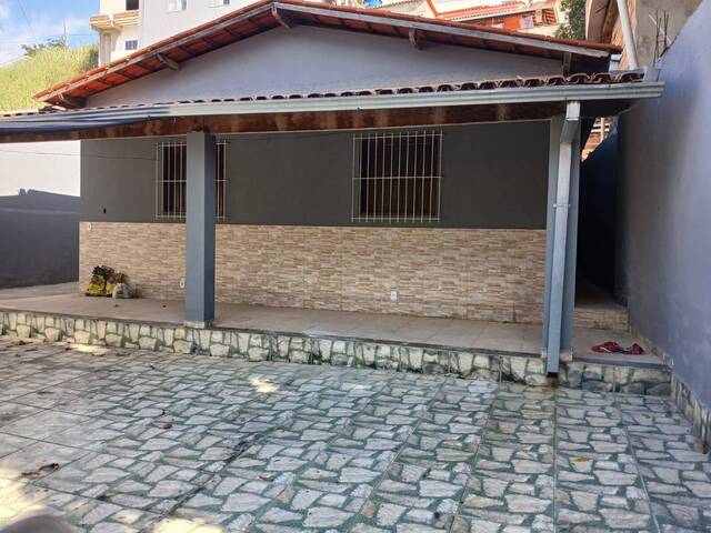 #29 - Casa para Locação em Teófilo Otoni - MG