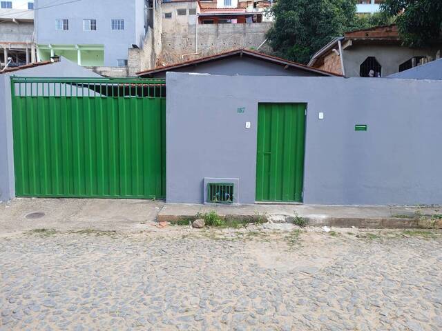 #29 - Casa para Locação em Teófilo Otoni - MG